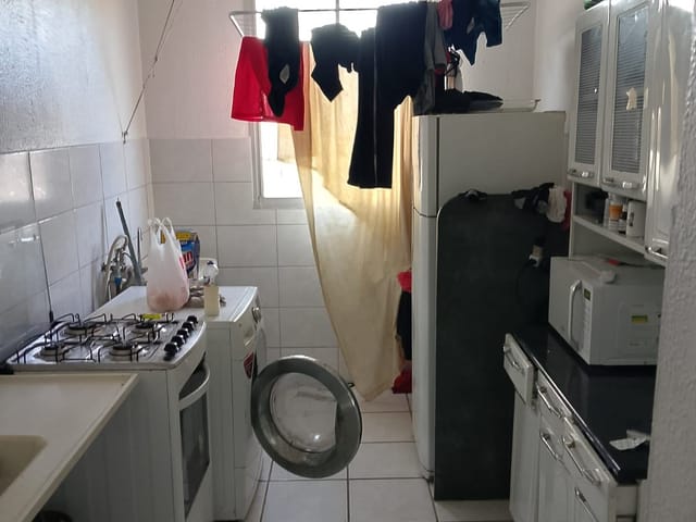 Apartamento 2 quartos e 1 banheiro, à venda, no bairro Vista do Sol em Belo Horizonte