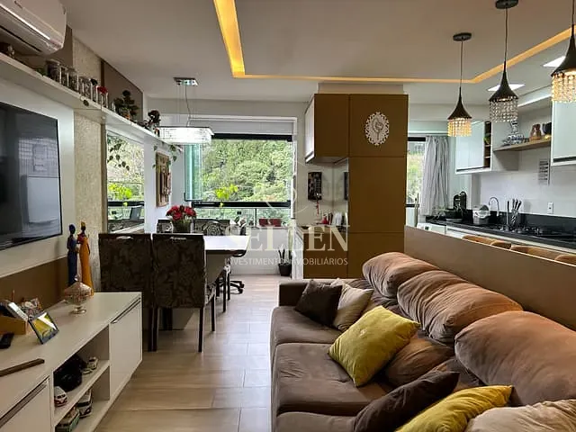 Apartamento com 150m² 3 quartos e 4 banheiros, para alugar, no bairro Nações em Balneário Camboriú