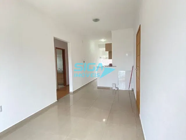 Apartamento 3 quartos e 2 banheiros, para alugar, no bairro Santa Rita II em Pouso Alegre