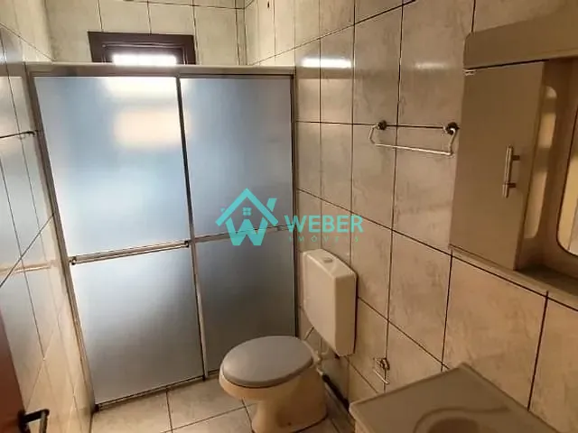 Apartamento com 90m² 2 quartos e 1 banheiro, para alugar, no bairro Petrópolis em Novo Hamburgo
