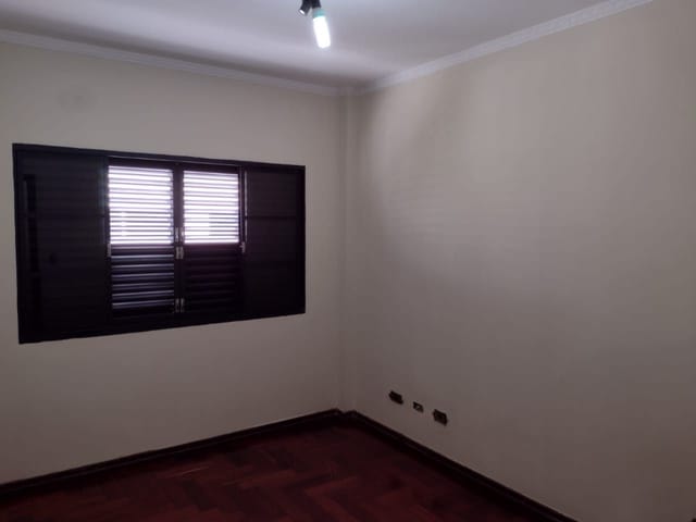 Casa com 140m², para alugar, no bairro Jardim Santo André em São João da Boa Vista