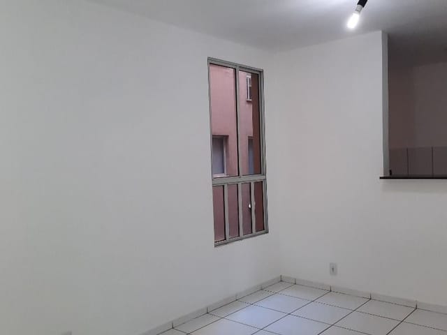 Foto do Apartamento - Apartamento com 2 dormitórios, 61 m² - venda por R$ 150.000,00 ou aluguel por R$ 650,00/mês - Universitário - Uberaba/MG | ZUCATO IMOBILIARIA LTDA