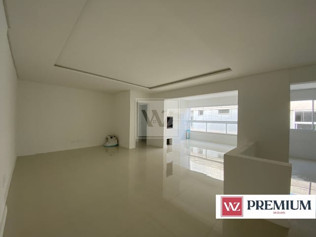 Apartamento com 213m² 3 quartos e 2 banheiros, à venda, no bairro UVARANAS em PONTA GROSSA