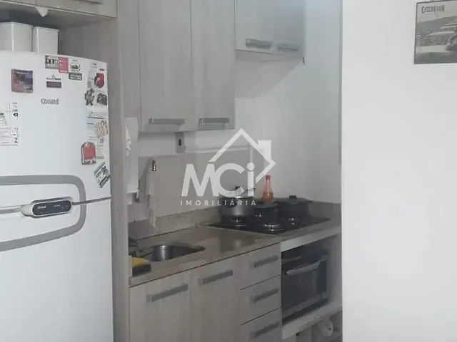 Apartamento à venda, no bairro Areal em Pelotas