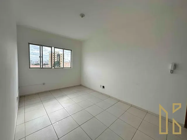Apartamento com 88m² 2 quartos e 1 banheiro, à venda, no bairro Jardim Roveri em Londrina