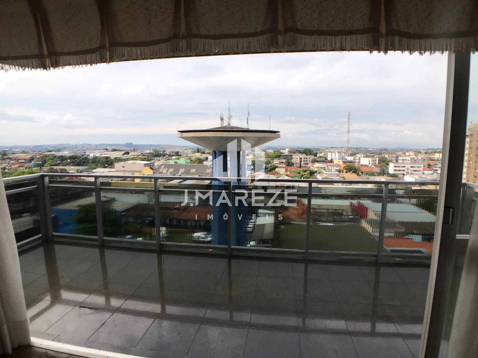 Apartamento à venda com 3 quartos, 224m² - Foto 9