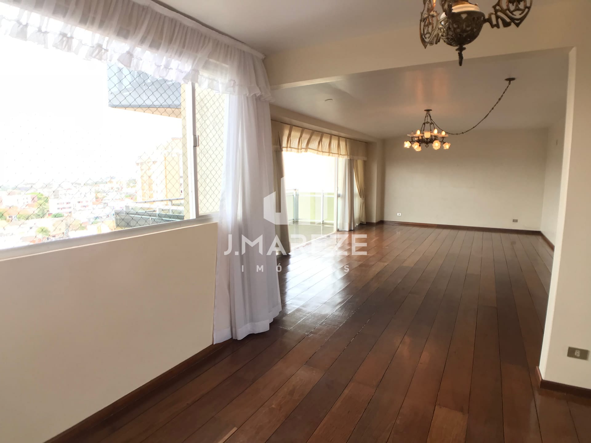 Apartamento à venda com 3 quartos, 224m² - Foto 17