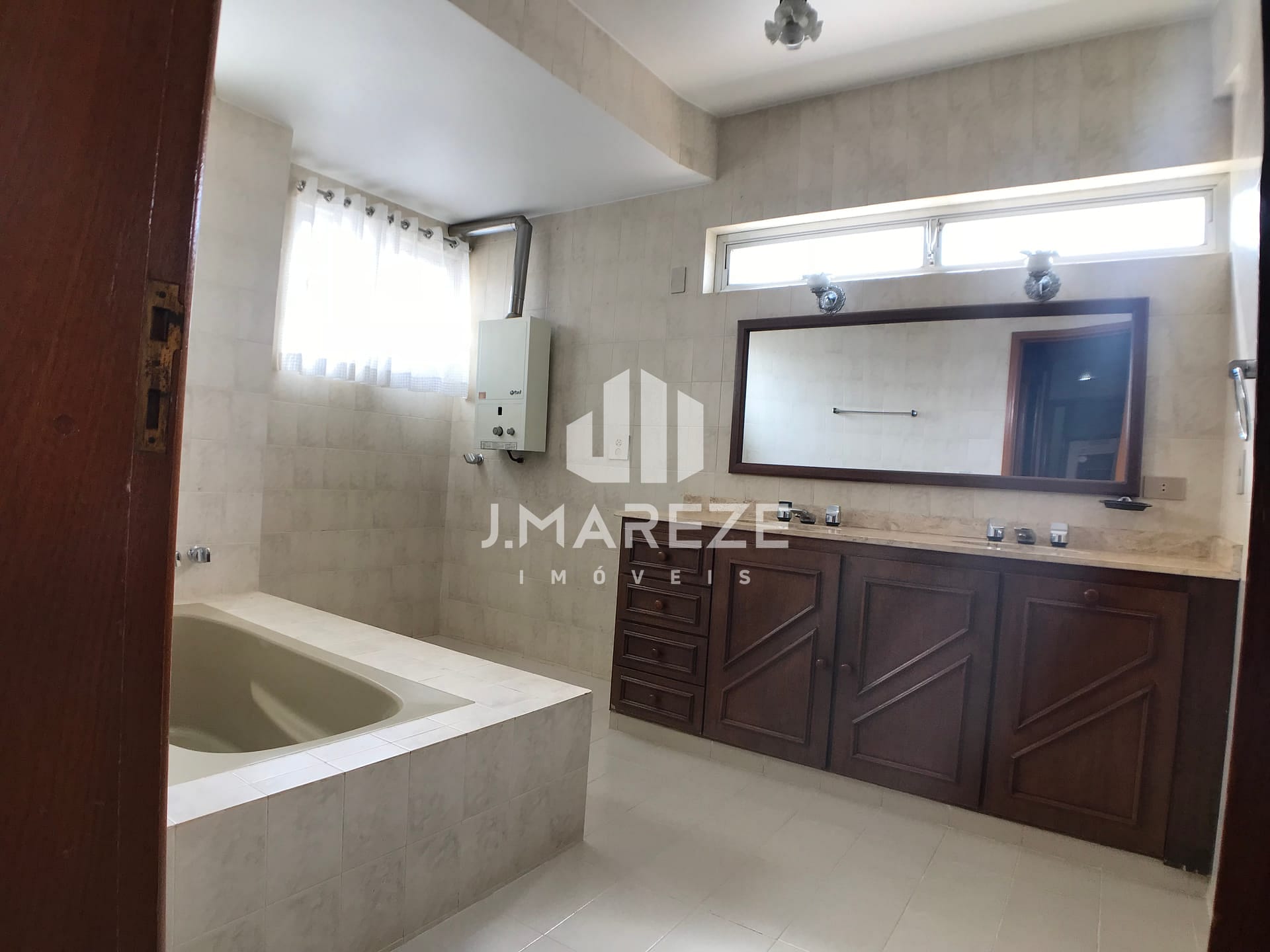 Apartamento à venda com 3 quartos, 224m² - Foto 59