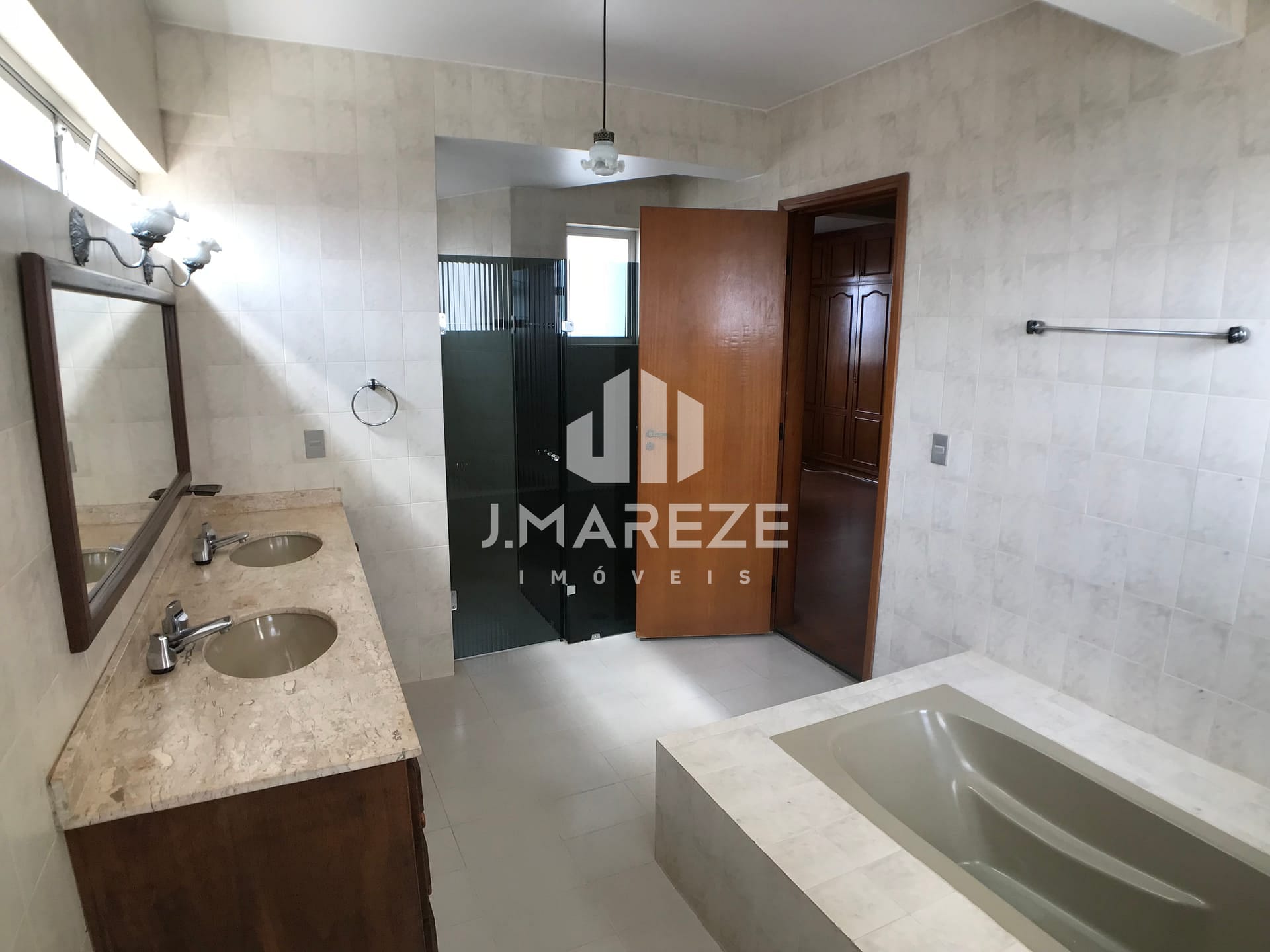 Apartamento à venda com 3 quartos, 224m² - Foto 63