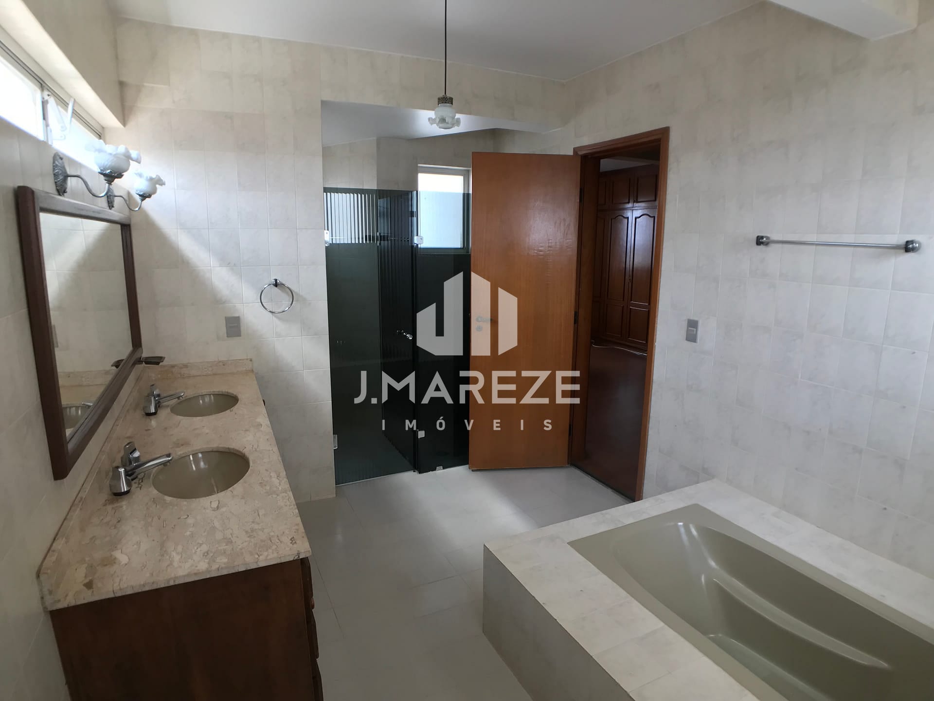 Apartamento à venda com 3 quartos, 224m² - Foto 64