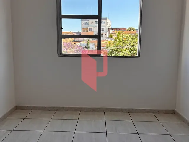 Apartamento com 100m² 3 quartos e 2 banheiros, para alugar, no bairro Caiçaras em Belo Horizonte