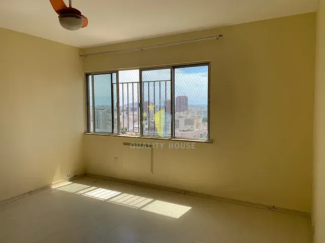 Apartamento com 93m² 3 quartos e 2 banheiros, à venda ou para alugar, no bairro Méier em Rio de Janeiro