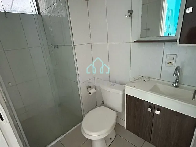 Apartamento 2 quartos e 1 banheiro, à venda, no bairro Parque dos Bandeirantes em Taubaté