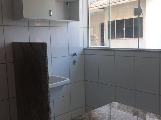 Apartamento 2 quartos e 1 banheiro, para alugar, no bairro Residencial Praia Âncora em Rio das Ostras