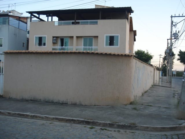 Apartamento 2 quartos e 1 banheiro, para alugar, no bairro Residencial Praia Âncora em Rio das Ostras
