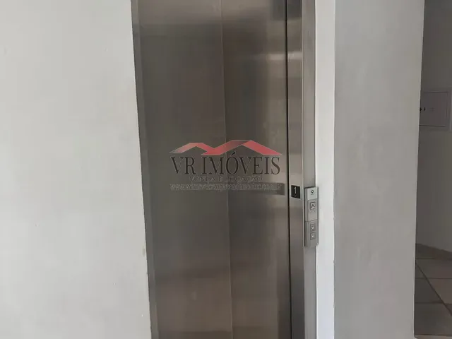 Apartamento com 66m² 2 quartos e 1 banheiro, para alugar, no bairro Três Poços em Volta Redonda