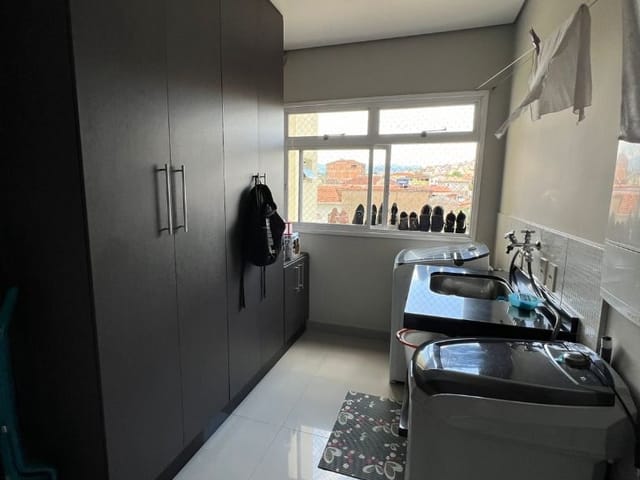 Apartamento com 121m², à venda, no bairro Centro em Cambuí
