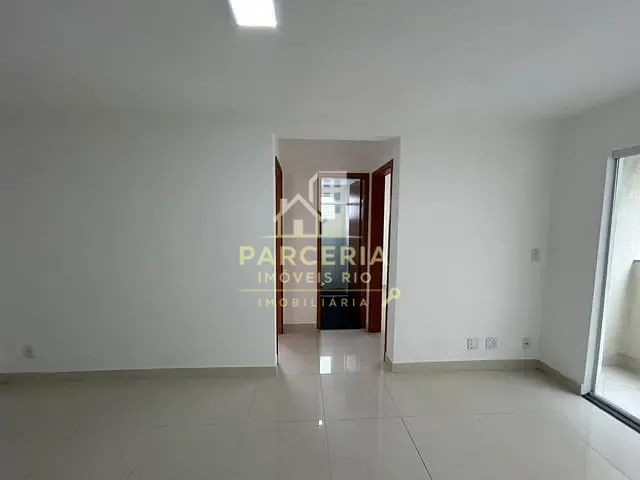 Apartamento com 50m² 2 quartos e 1 banheiro, à venda, no bairro Taquara em Rio de Janeiro