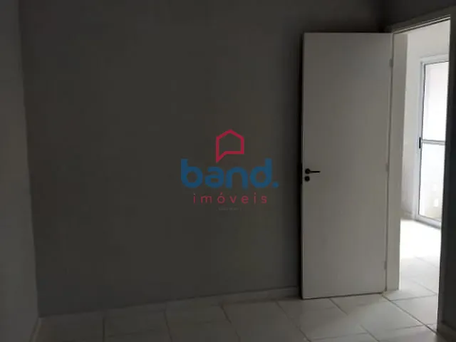 Apartamento 2 quartos e 1 banheiro, à venda ou para alugar, no bairro Parque Residencial Rafael Alcala em Porto Feliz