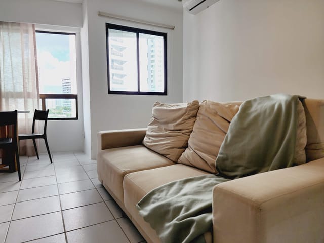 Foto do Apartamento - Rosarinho, 52m² | Mobiliado | 01 Quarto Suíte | 01 Wc Social | 01 Vga. Garagem | | BARLAVENTO IMÓVEIS