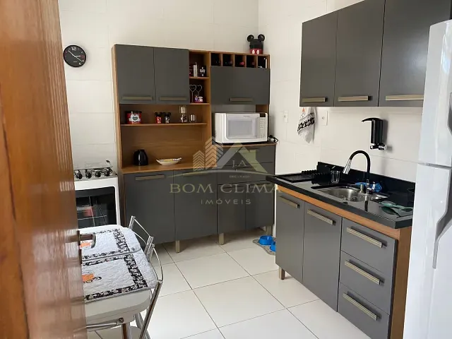 Apartamento 1 quarto e 1 banheiro, à venda, no bairro Aeroporto em Juiz de Fora