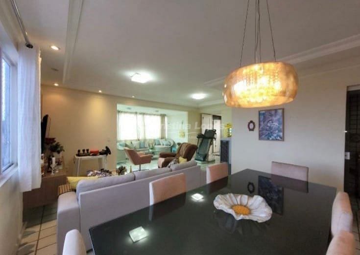 Apartamento, 3 quartos, 175 m² - Foto 2