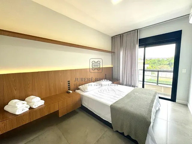 Apartamento 1 quarto e 2 banheiros, para alugar, no bairro Jurerê em Florianópolis