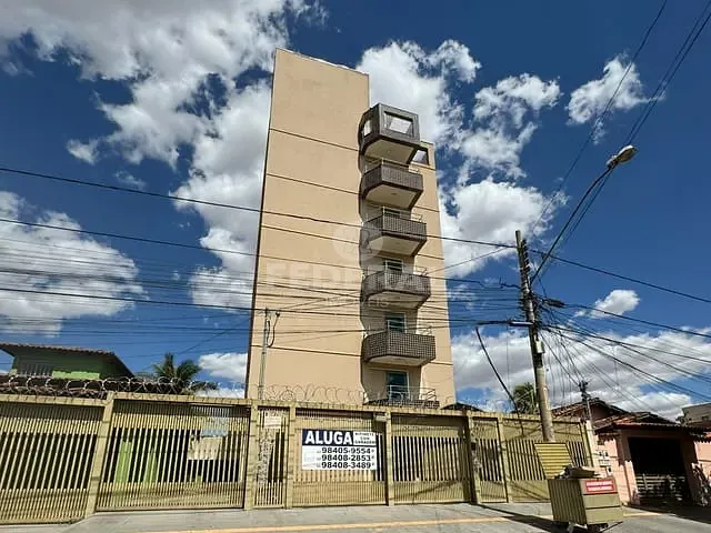 Apartamento 1 quarto e 1 banheiro, para alugar, no bairro Vila Canaã em Goiânia