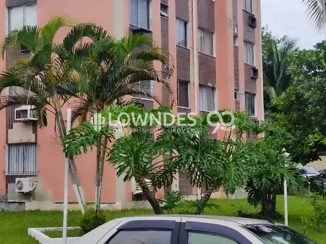 Apartamento 2 quartos e 1 banheiro, à venda, no bairro Jardim Sulacap em Rio de Janeiro