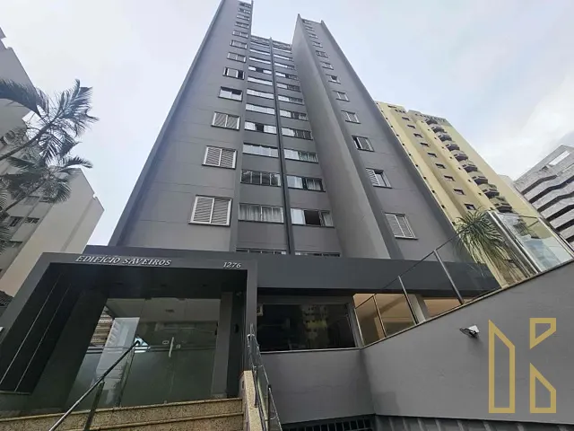Apartamento com 99m² 3 quartos e 1 banheiro, à venda, no bairro Centro em Londrina