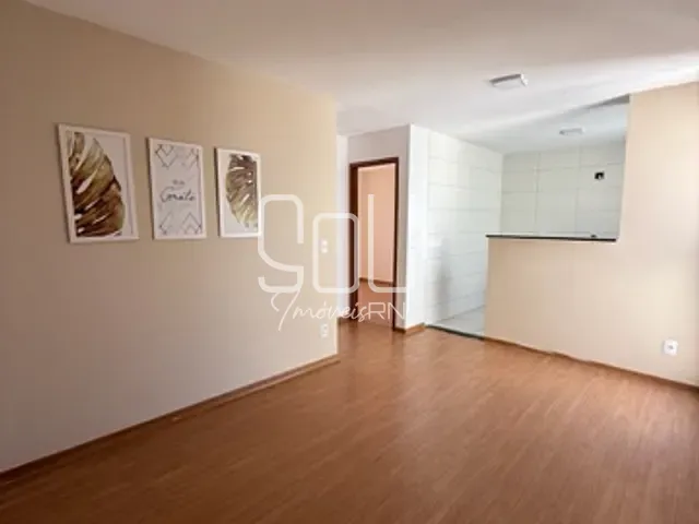 Apartamento 2 quartos e 1 banheiro, à venda, no bairro Pajuçara em Natal