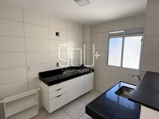 Apartamento 2 quartos e 1 banheiro, à venda, no bairro Pajuçara em Natal