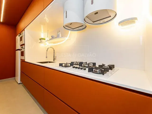 Apartamento com 131m² 3 quartos e 3 banheiros, à venda, no bairro Água Verde em Curitiba