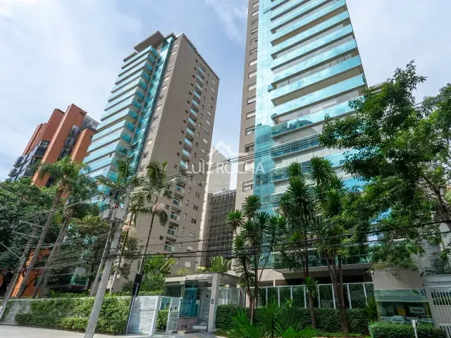 Apartamento com 397m² 4 quartos e 5 banheiros, à venda, no bairro Itaim Bibi em São Paulo