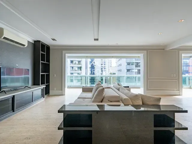 Apartamento com 397m² 4 quartos e 5 banheiros, à venda, no bairro Itaim Bibi em São Paulo