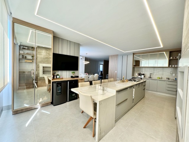 Apartamento com 186m² 3 quartos e 4 banheiros, à venda, no bairro Bela Vista em Nova Mutum