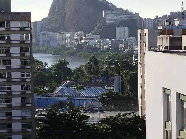 Apartamento com 84m² 3 quartos e 2 banheiros, à venda, no bairro Leblon em Rio de Janeiro