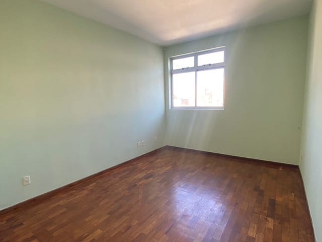 Foto do Apartamento - Apartamento para locação, Centro, Lavras, MG | Burgarelli Imóveis