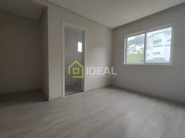 Apartamento 2 quartos e 2 banheiros, à venda, no bairro Imigrantes em Concórdia