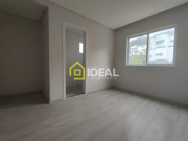 Apartamento 2 quartos e 2 banheiros, à venda, no bairro Imigrantes em Concórdia