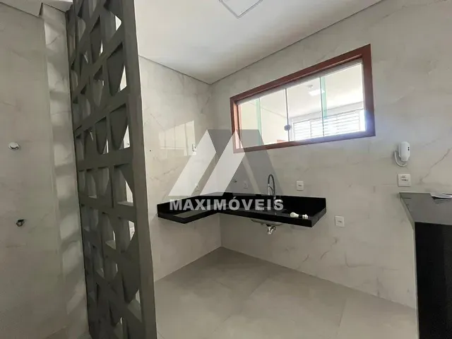 Apartamento 2 quartos e 1 banheiro, para alugar, no bairro São Geraldo em Araçuaí