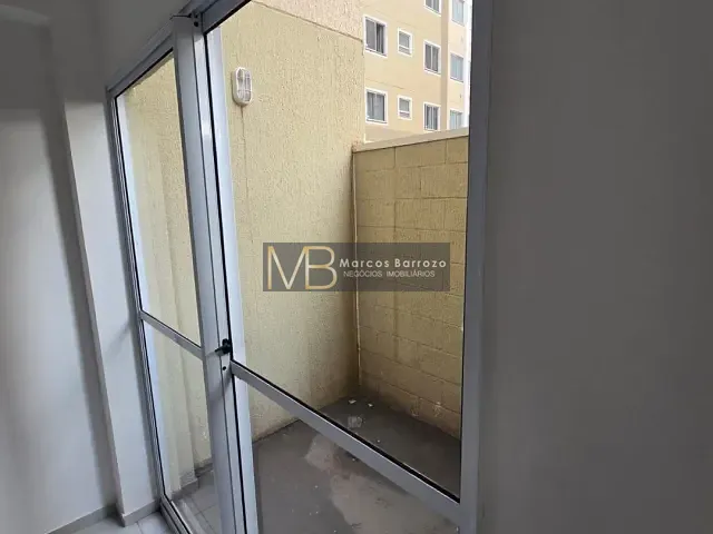 Apartamento 2 quartos e 1 banheiro, à venda, no bairro Jardim Lago Norte em Londrina