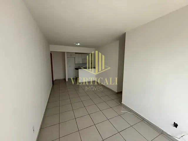 Apartamento 3 quartos e 2 banheiros, à venda, no bairro Centro-Sul em Cuiabá
