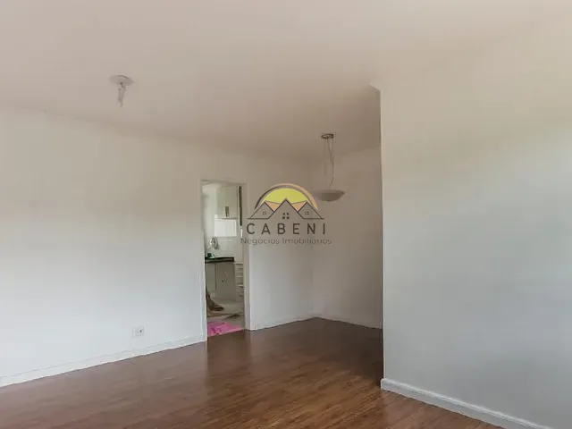 Apartamento com 92m² 3 quartos e 2 banheiros, para alugar, no bairro Alto de Pinheiros em São Paulo