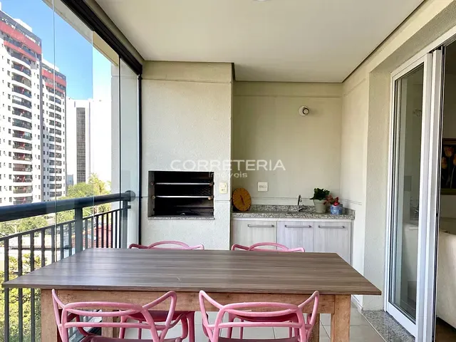 Apartamento com 129m² 4 quartos e 2 banheiros, à venda, no bairro Santo Amaro em São Paulo