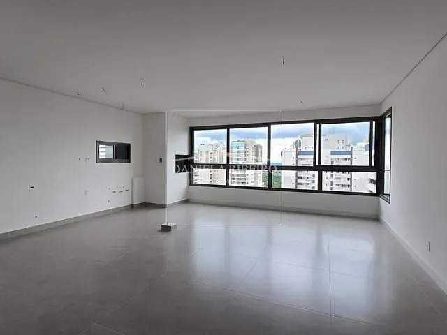 Apartamento 2 quartos e 3 banheiros, à venda, no bairro Gleba Fazenda Palhano em Londrina