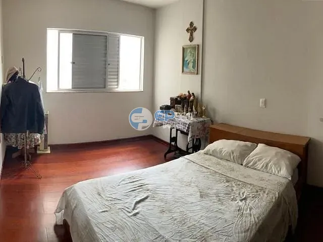 Apartamento 3 quartos e 2 banheiros, à venda, no bairro Centro em Londrina