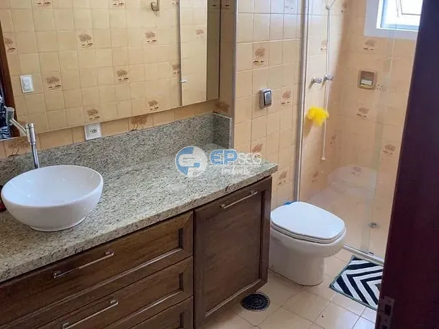 Apartamento 3 quartos e 2 banheiros, à venda, no bairro Centro em Londrina