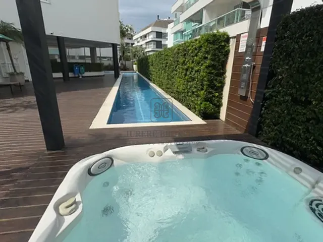 Apartamento com 95m² 2 quartos e 2 banheiros, para alugar, no bairro Jurerê em Florianópolis