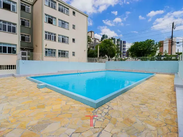 Apartamento com 79m² 2 quartos e 1 banheiro, à venda, no bairro Vila Izabel em Curitiba